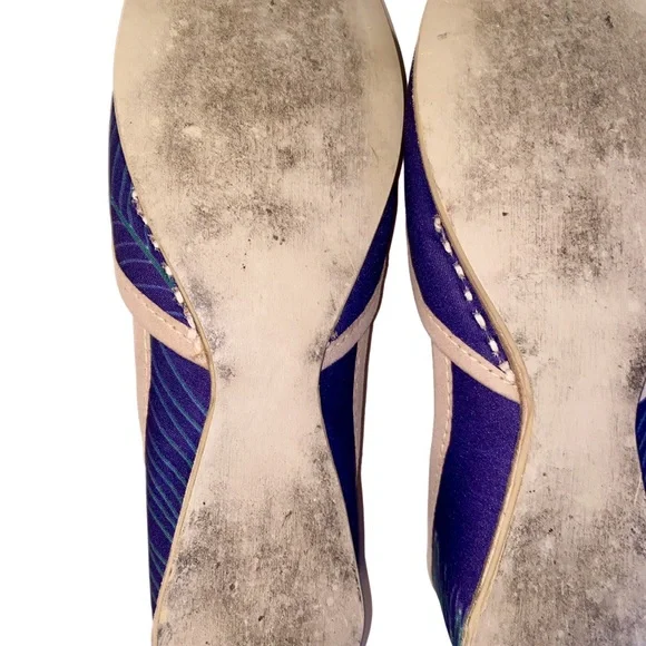 Fuchsia Artisan Made Peacock Print Flats Women’s Size 9 - Picture 11 of 16